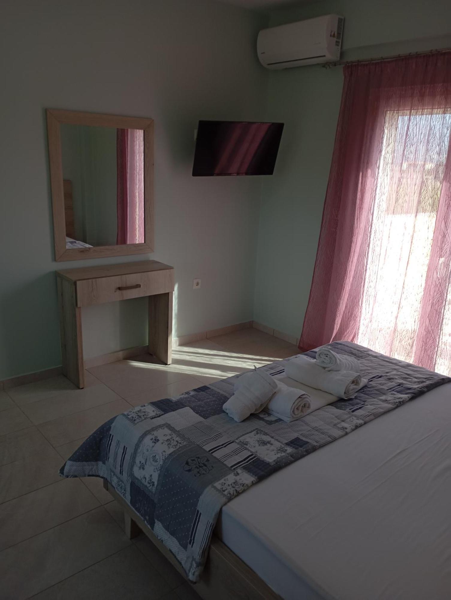 Lighthouse Apartments Хилиаду Экстерьер фото